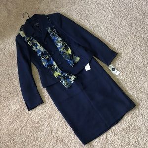Women’s Evan-Picone skirt suit